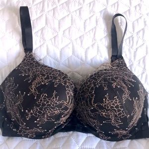Victoria’s Secret Black Sexy Bombshell Plunge 34D